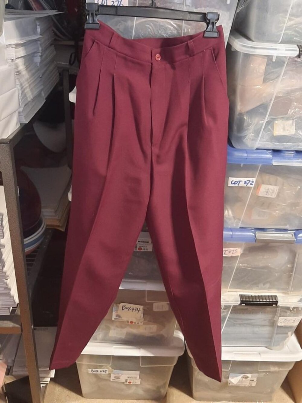 Vintage WMN Pleated Pant Deep Burgundy Classic Slighty Tapered Leg Zipper Sz12